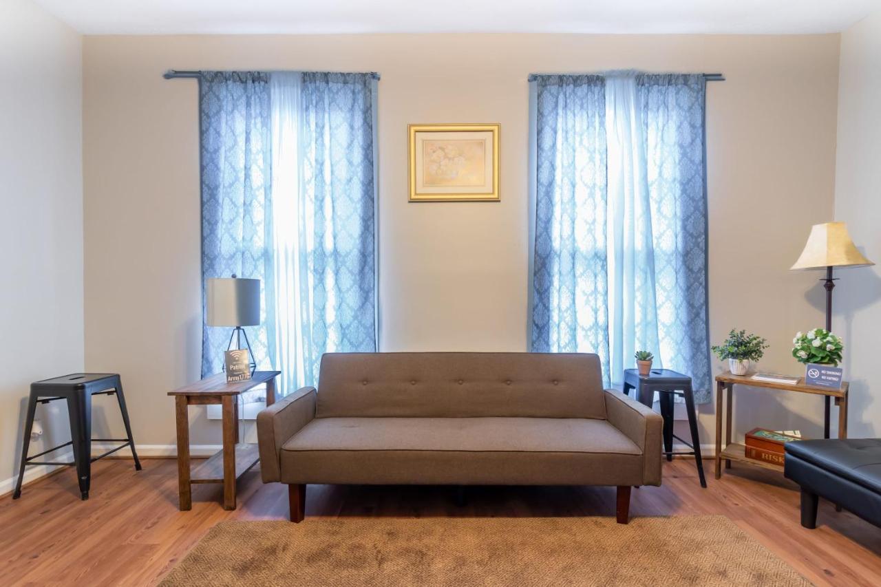 Sunny Sweetheart-Front Apartment Near Riverwalk 콜럼버스 외부 사진