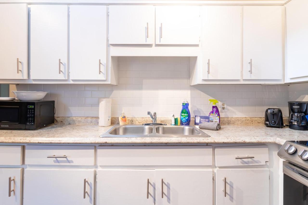Sunny Sweetheart-Front Apartment Near Riverwalk 콜럼버스 외부 사진